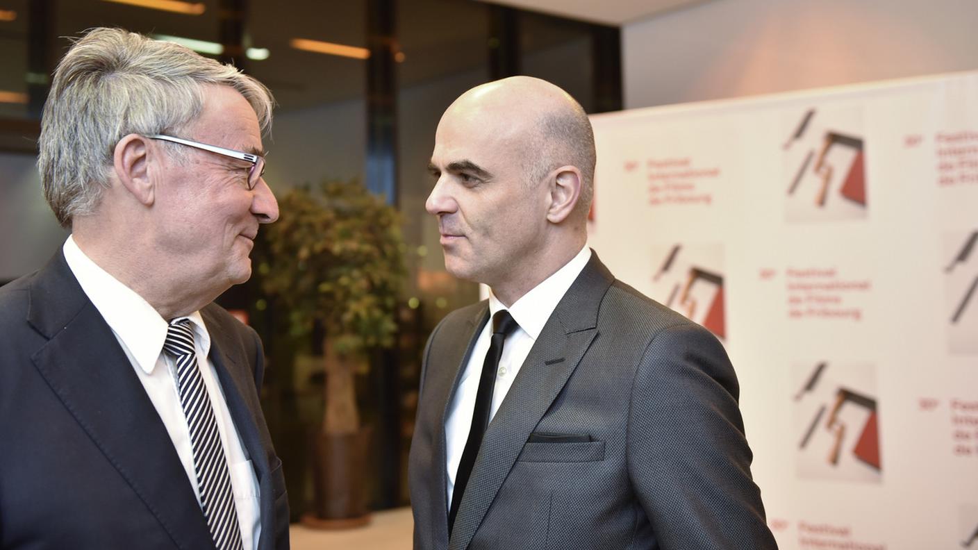 Schwaller (a sinistra) con Alain Berset