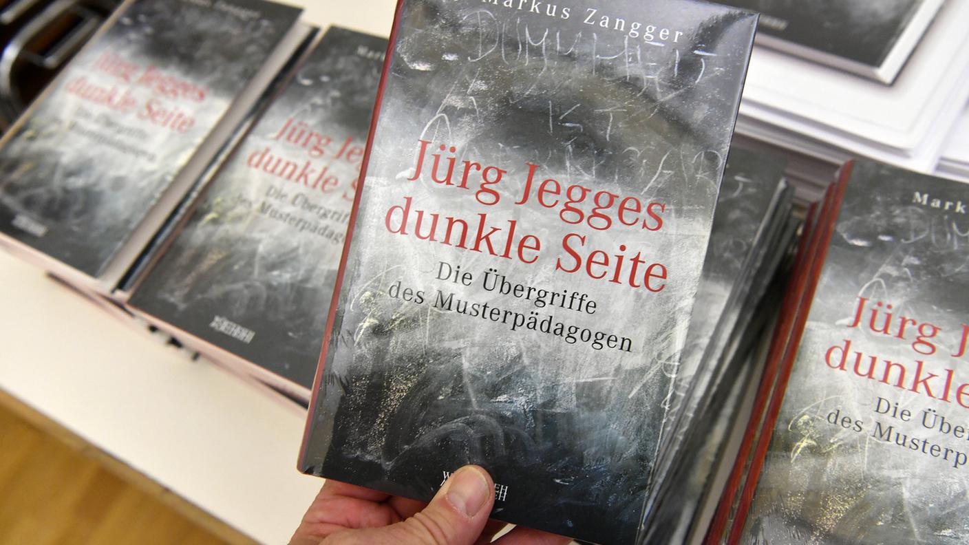 Il libro delle accuse: "Il lato oscuro di Jürg Jegge"