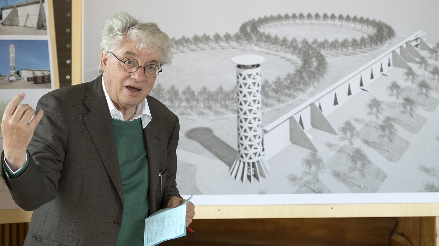 Botta in un'immagine scattata durante la presentazione del progetto