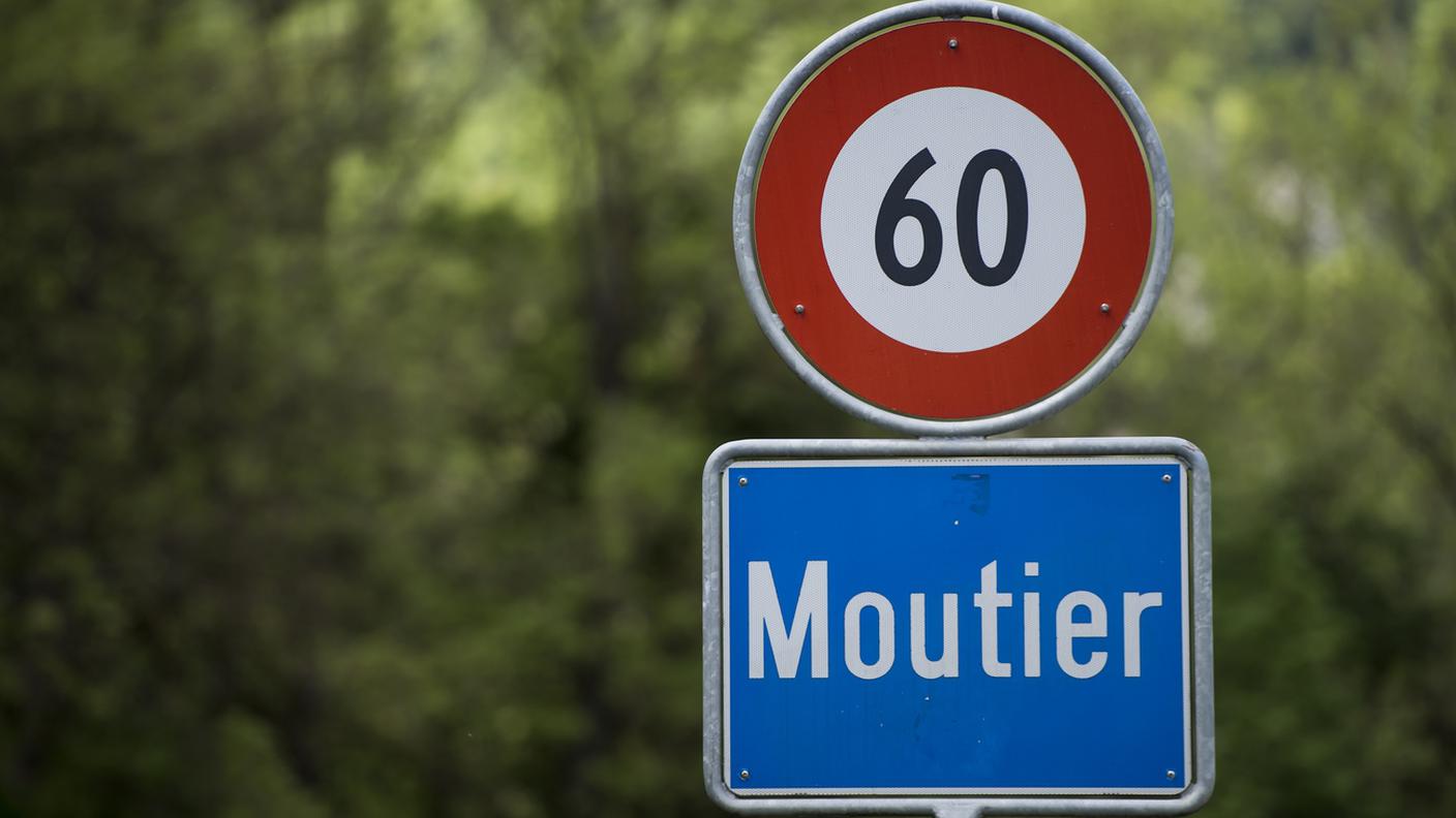 Lo scontro è avvenuto sulla strada che verso Court, in territorio di Moutier