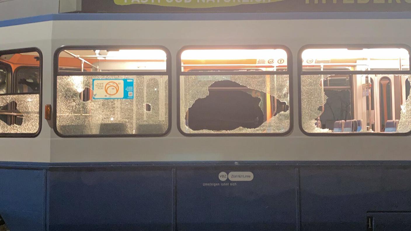 Sachschaden Tram.jpg
