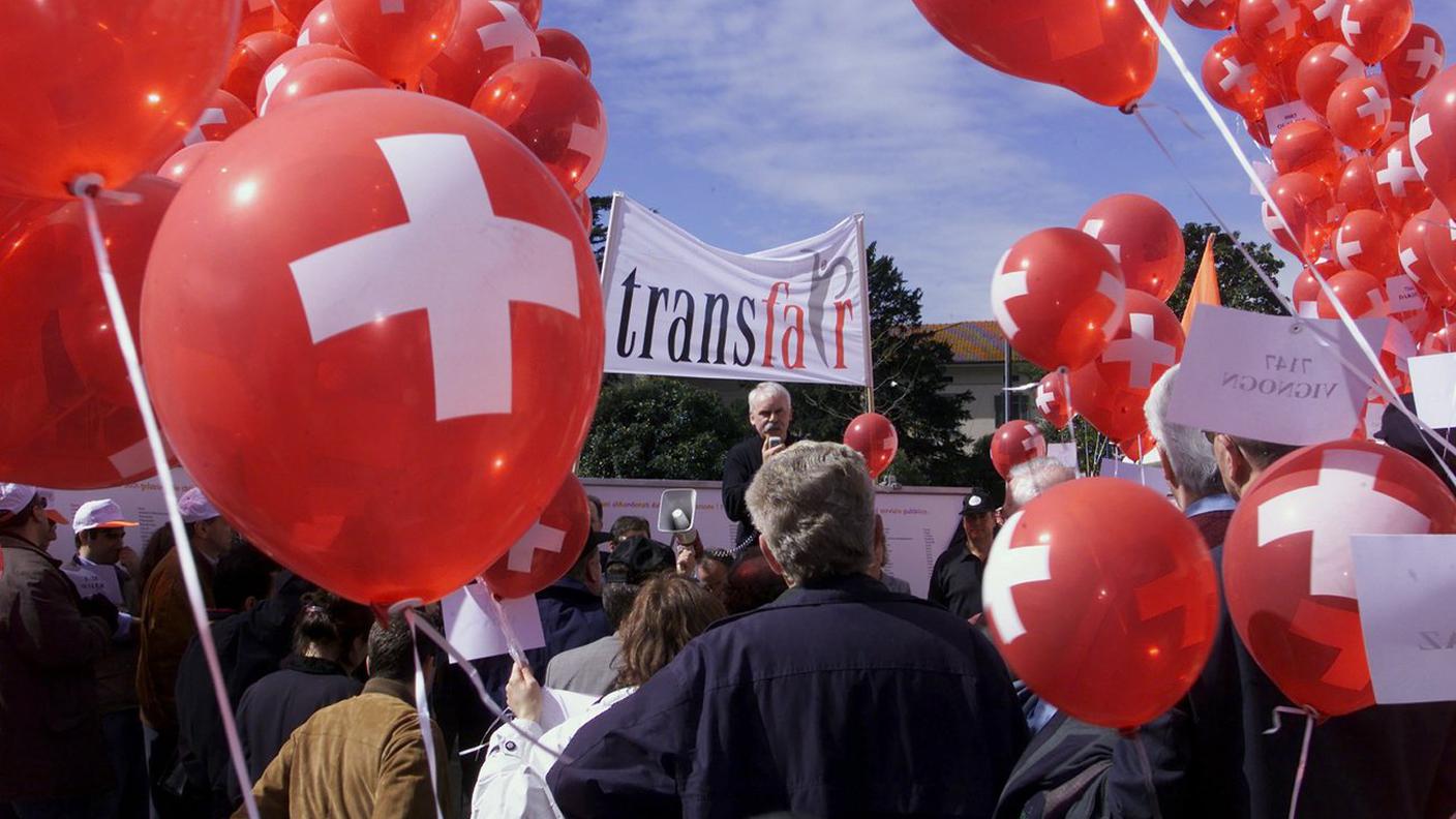 I sindacati chiedono aumenti di salario generalizzati