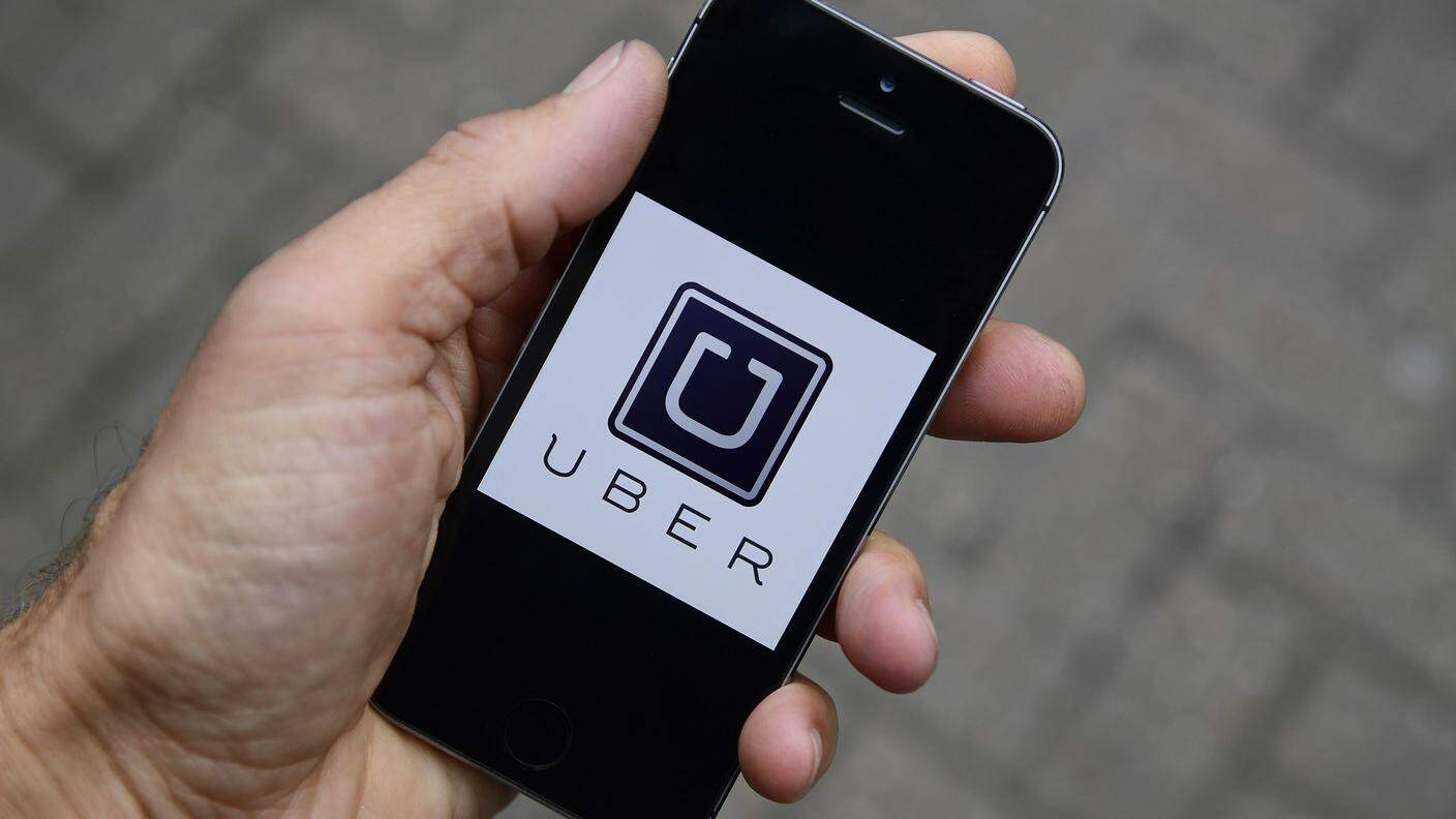 Zurigo blocca l'economico servizio alternativo ai taxi offerto tramite app