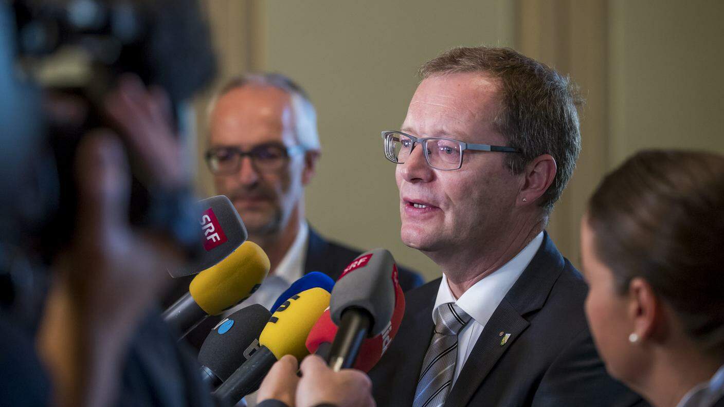 ll consigliere di Stato Walter Schönholzer in conferenza stampa