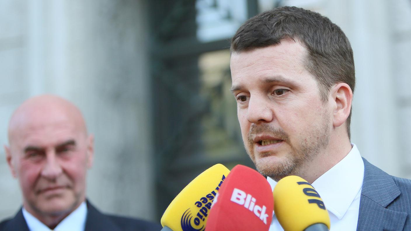 I giudici ribadiscono: Lei, qui col suo legale, colpevole di violazione del segreto bancario