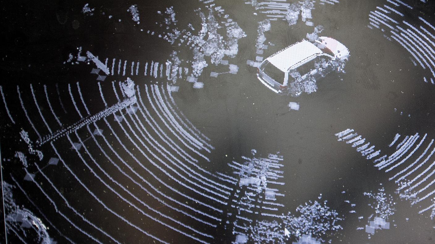 Svizzeri scettici sull'auto che si sposta da sola