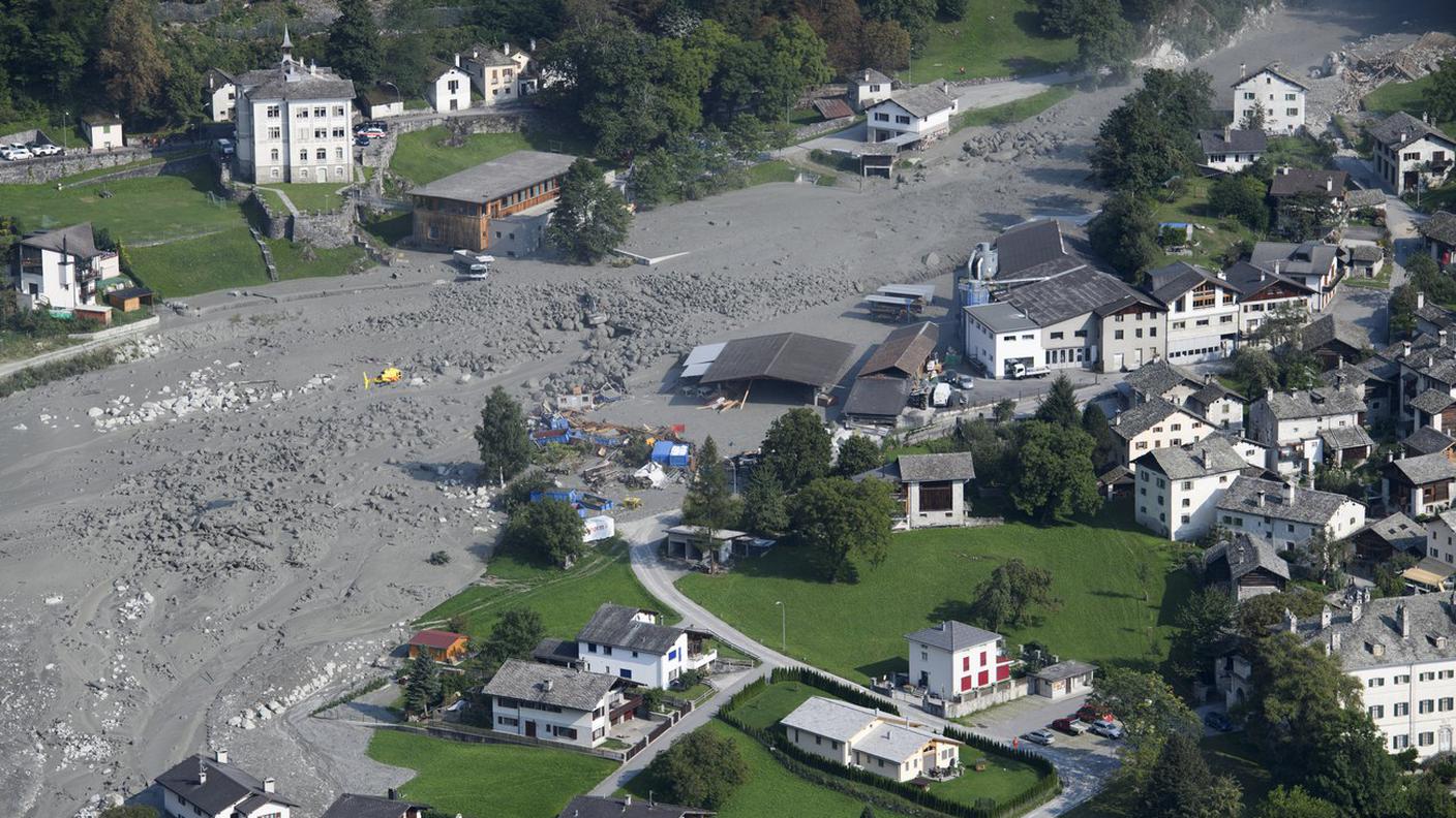 Un'immagine delle distruzioni subite dalla località di Bondo