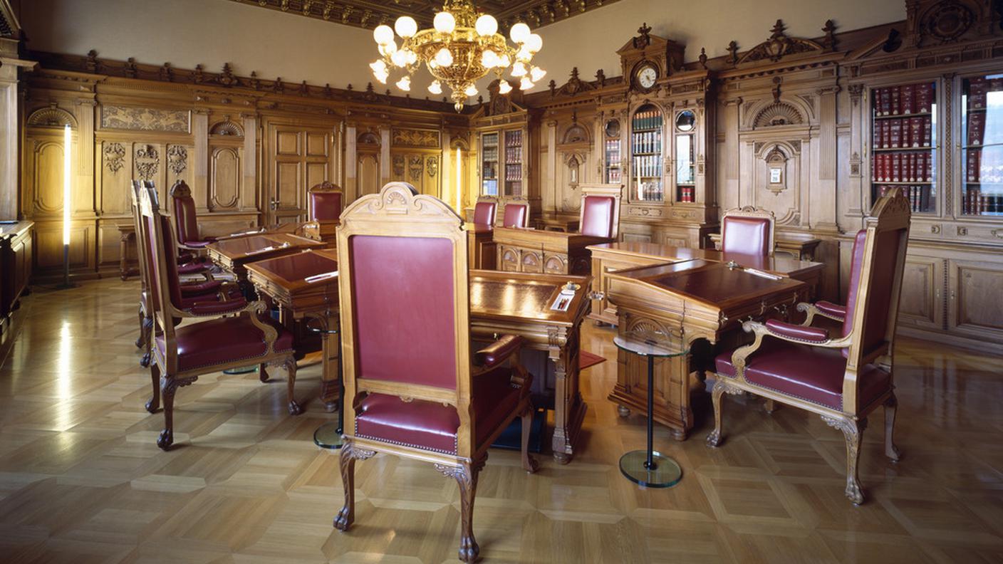 Visioni a confronto tra ex ministri PLR su chi il 20 settembre dovrà avere un posto nella sala del Consiglio federale
