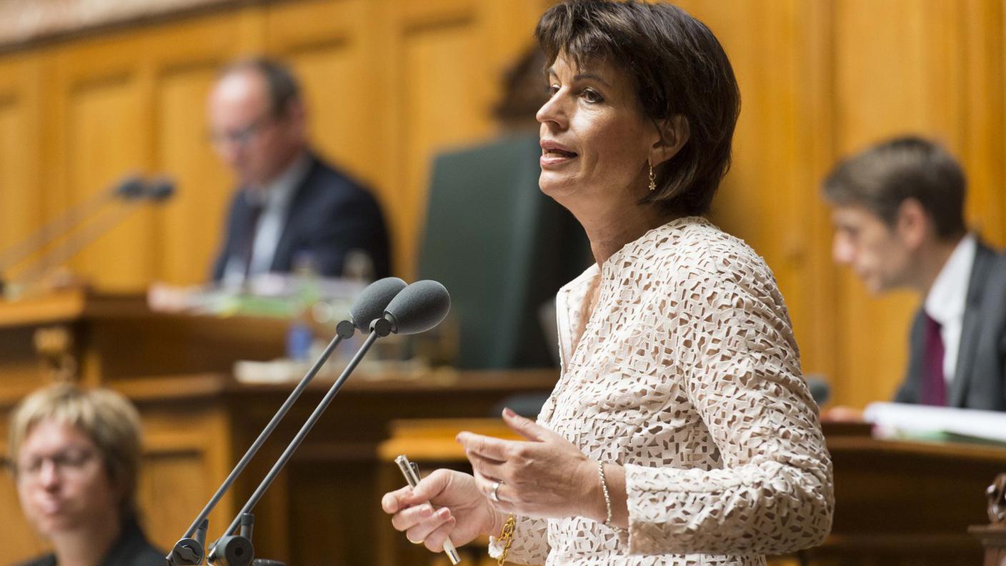 Doris Leuthard ha cercato invano di convincere il plenum ha respingere la mozione