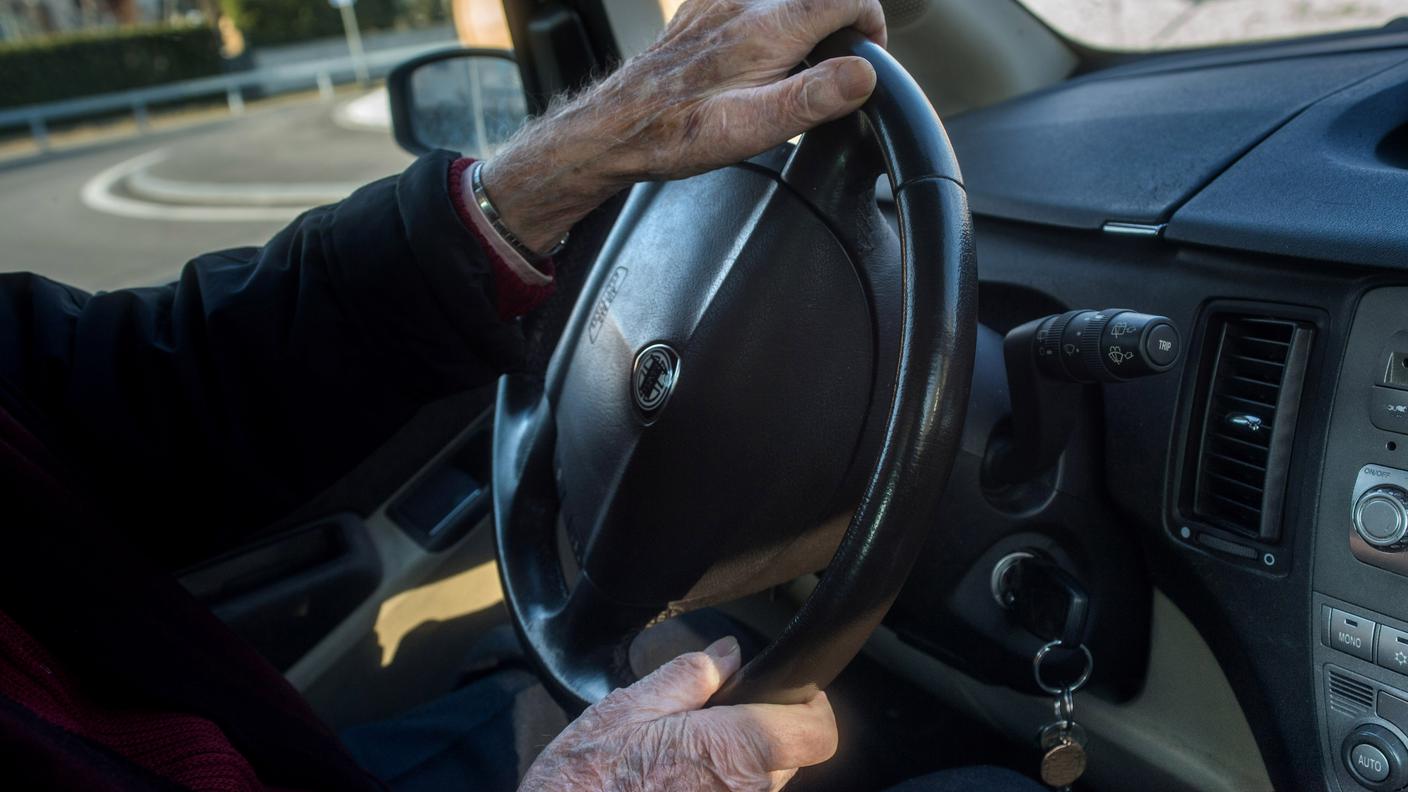 Ogni conducente over 70, risparmierà 300 franchi