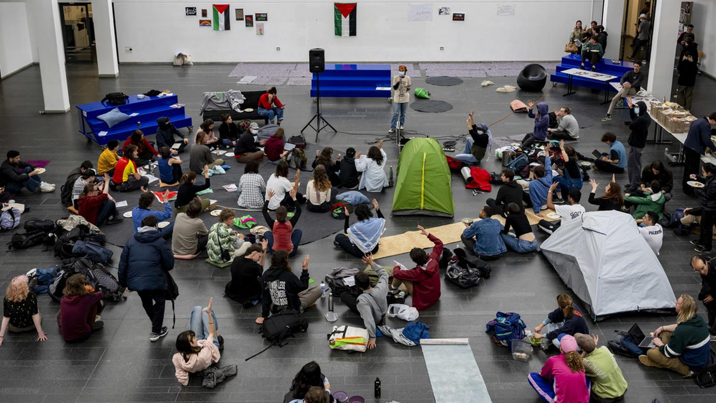 occupazione politecnico federale di Losanna