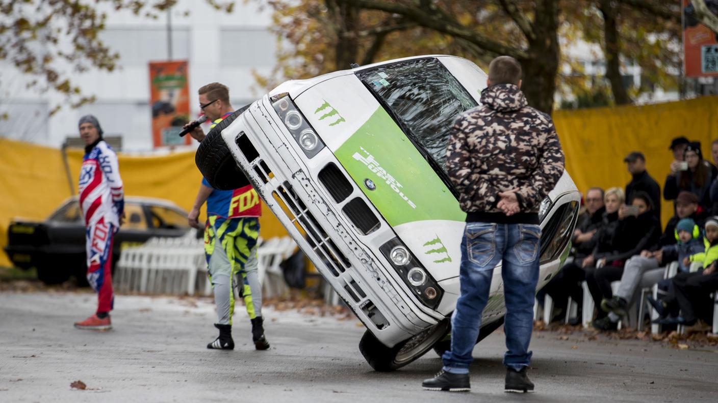 Uno slalom su due ruote