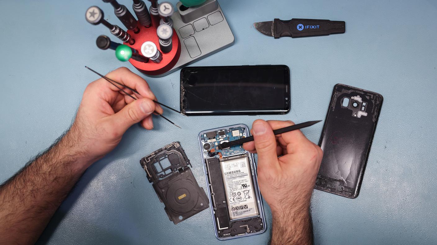 Smartphone, bisogna riciclare di più