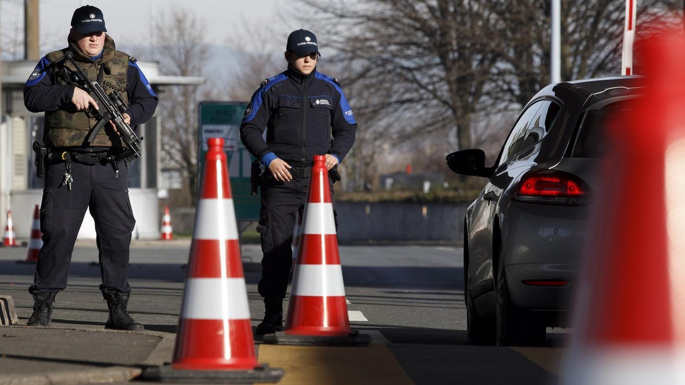 Tra le persone fermate venerdì anche un 27enne svizzero