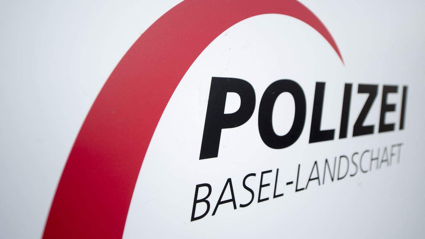 La polizia cantonale di Basilea Campagna indaga sull'investimento a Pratteln