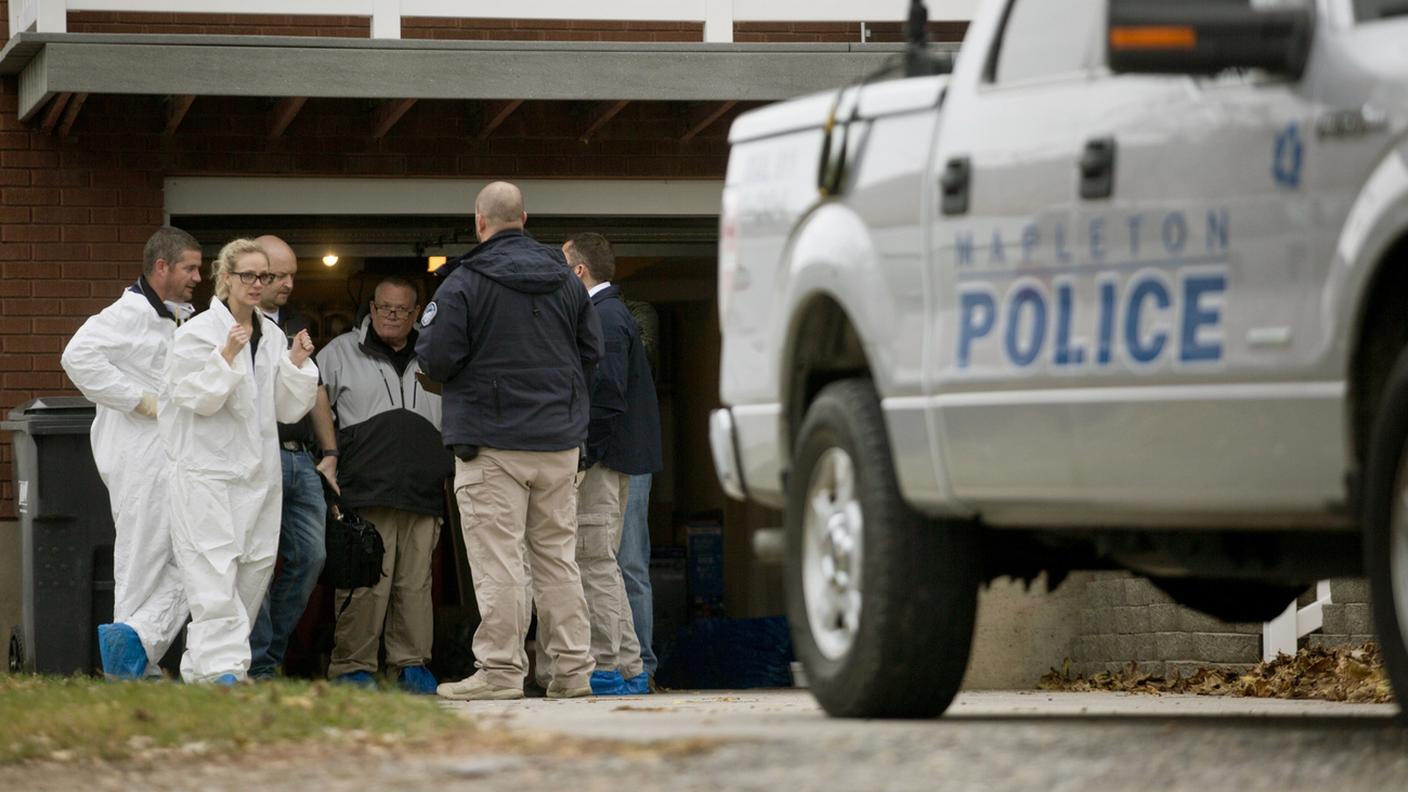 La polizia sul luogo del dramma familiare lo scorso novembre a Mapleton