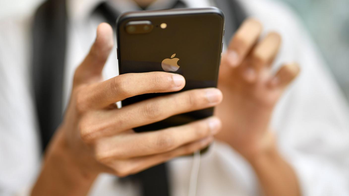 "Il mio telefono si scarica dopo quattro ore"