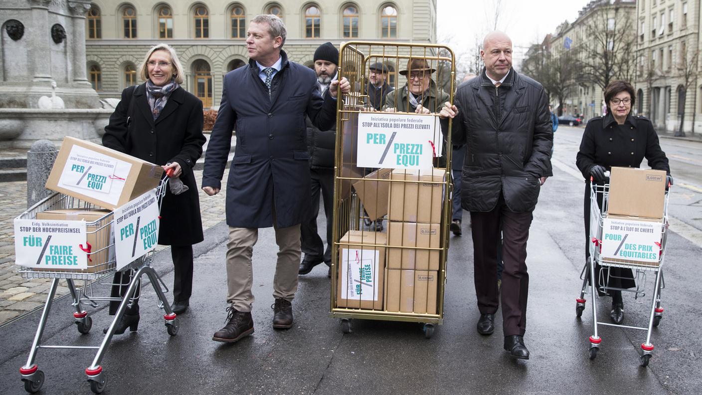 Le firme consegnate a Berna il 12 dicembre