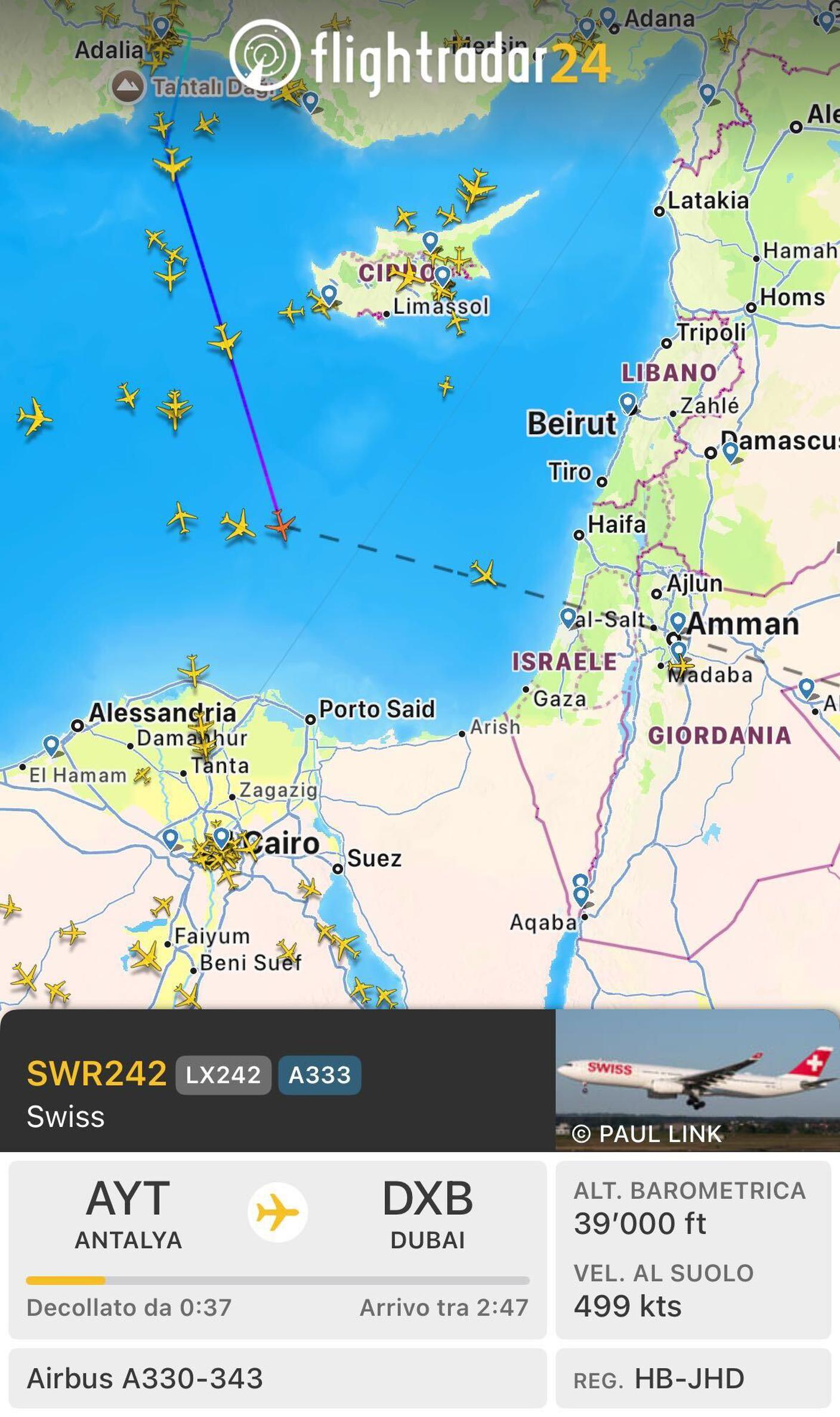 Volo LX242 da Zurigo a Dubai