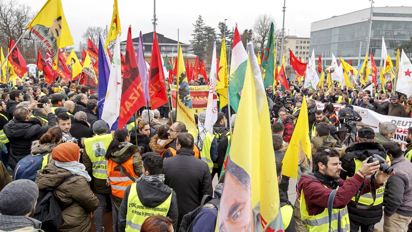 La manifestazione in Piazza delle Nazioni