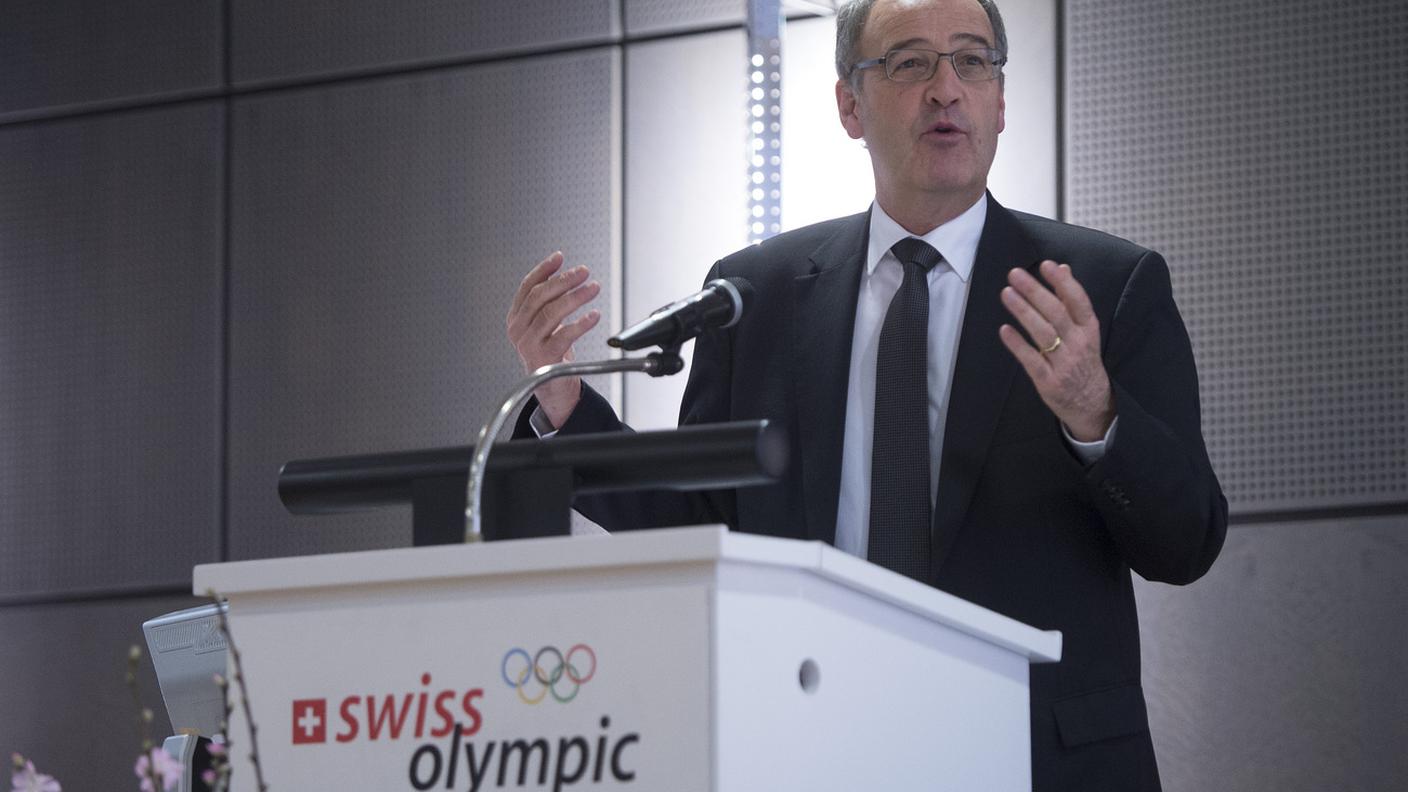 Guy Parmelin durante un invervento nella casa dello sport svizzero a Ittigen