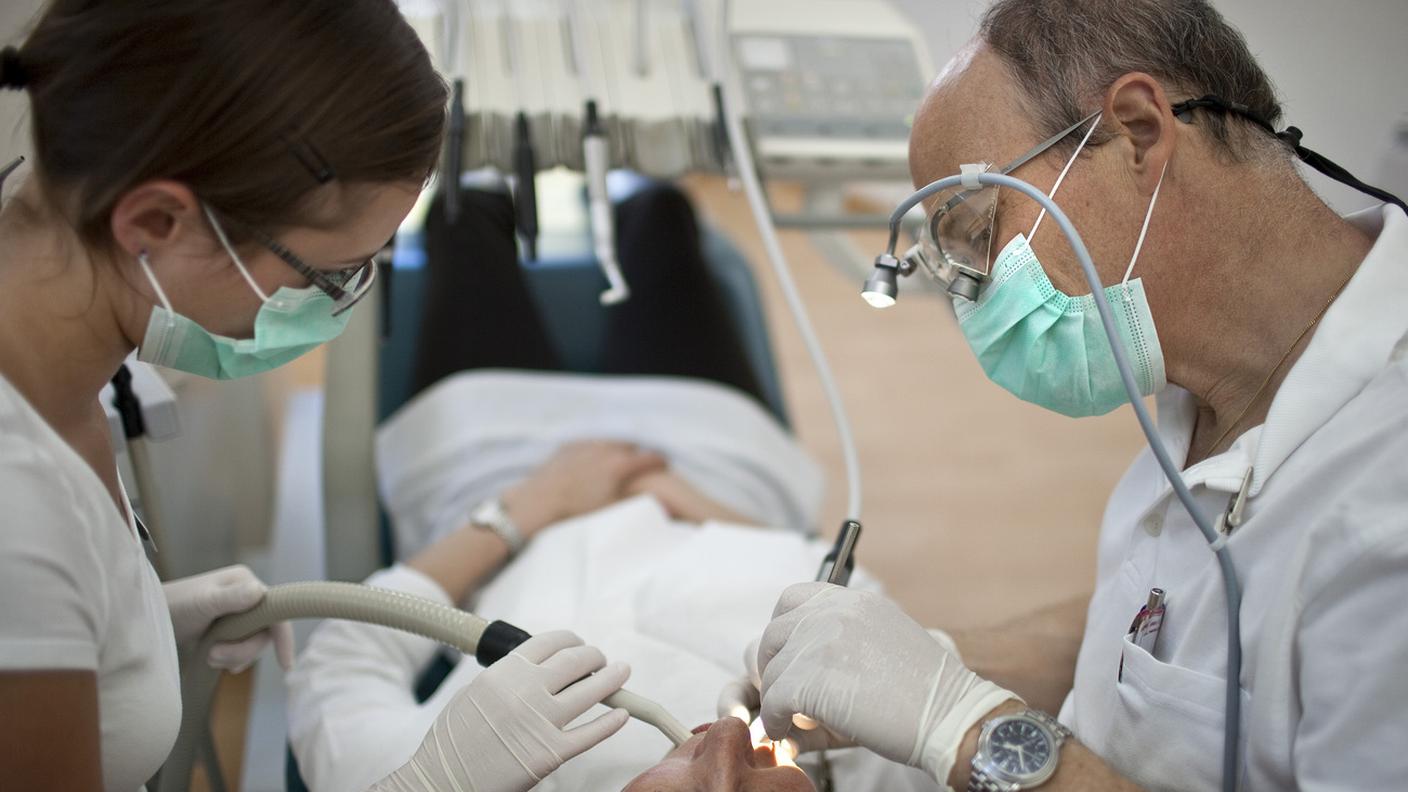 Un'assicurazione cantonale per le cure dentarie di base: l'oggetto su cui oggi si pronunceranno gli elettori vodesi