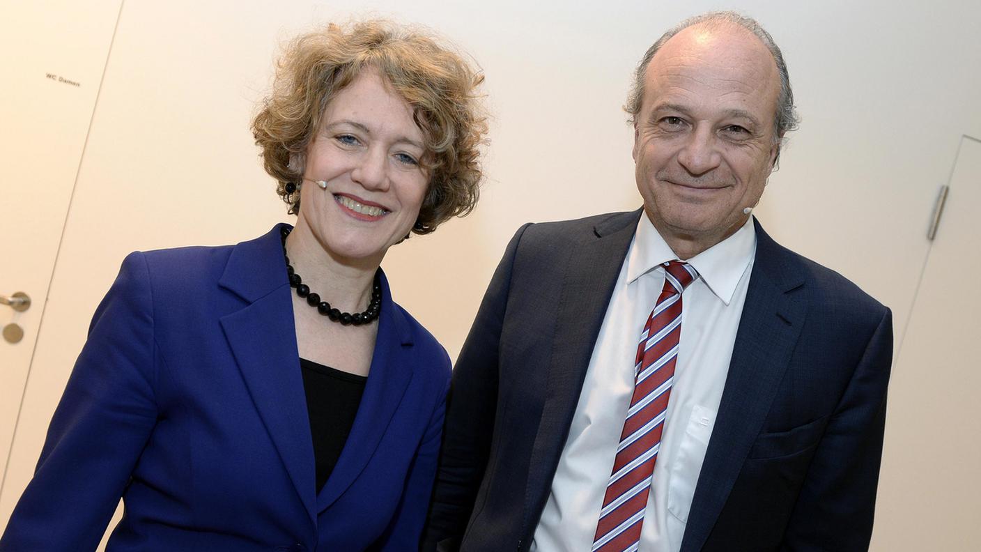 In corsa per la carica di capo dell'Esecutivo della città di Zurigo: la sindaca uscente Corine Mauch (PS) e Filippo Leutenegger (PLR)