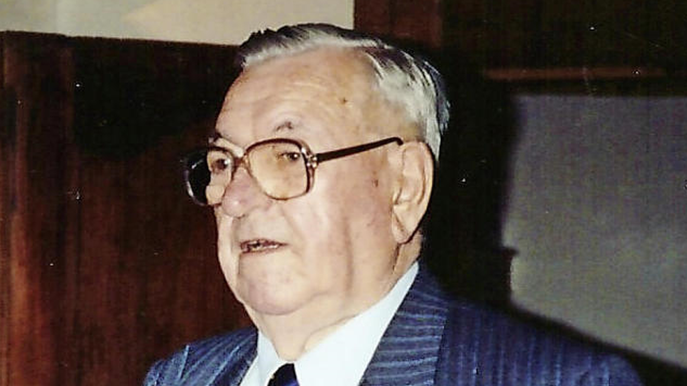 Alois Hürlimann (1916 - 2003), ministro cantonale, consigliere nazionale e storico promotore della politica fiscale del canton Zugo