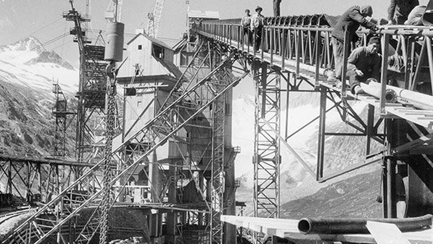 Sul cantiere per la costruzione della diga del Grimsel