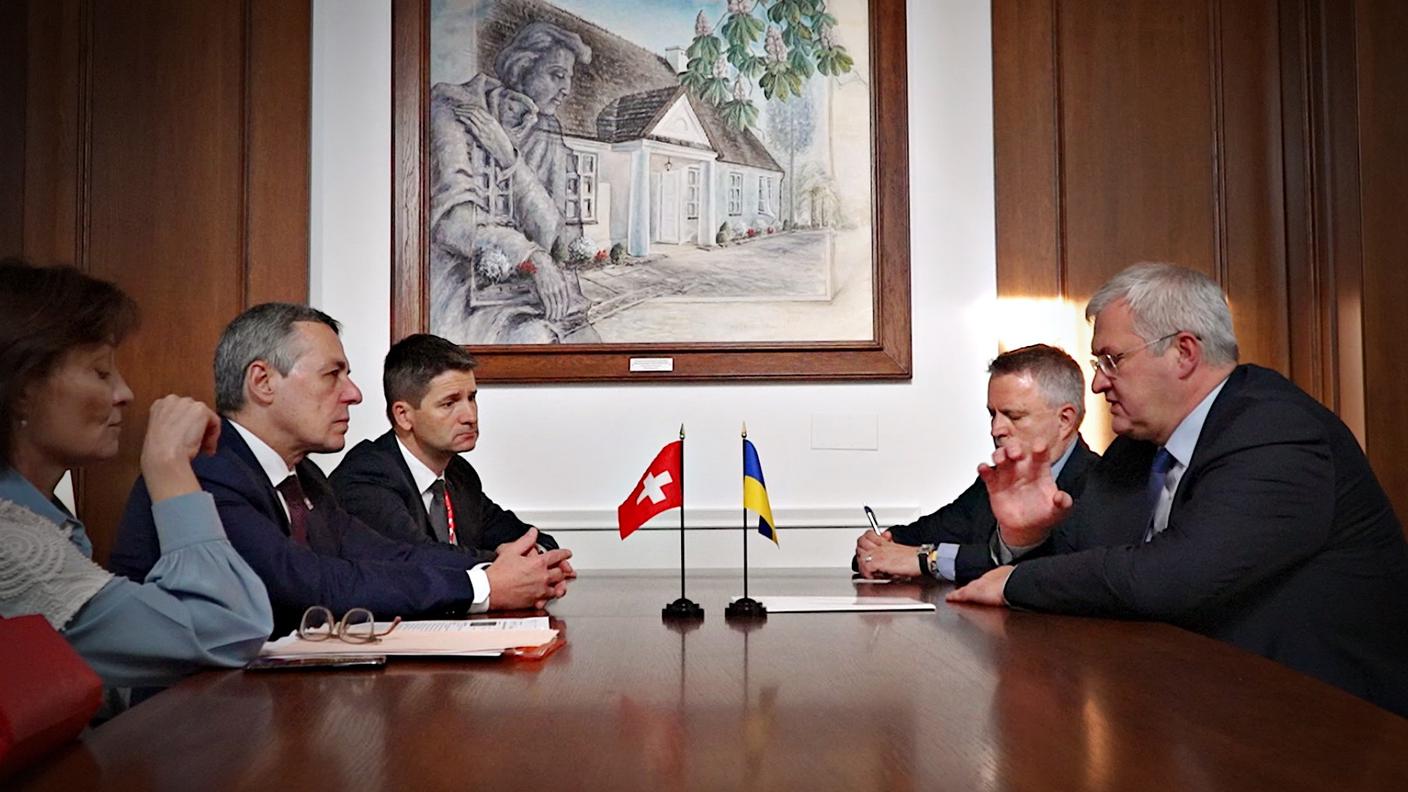 FACCIA A FACCIA CH UKR.JPG