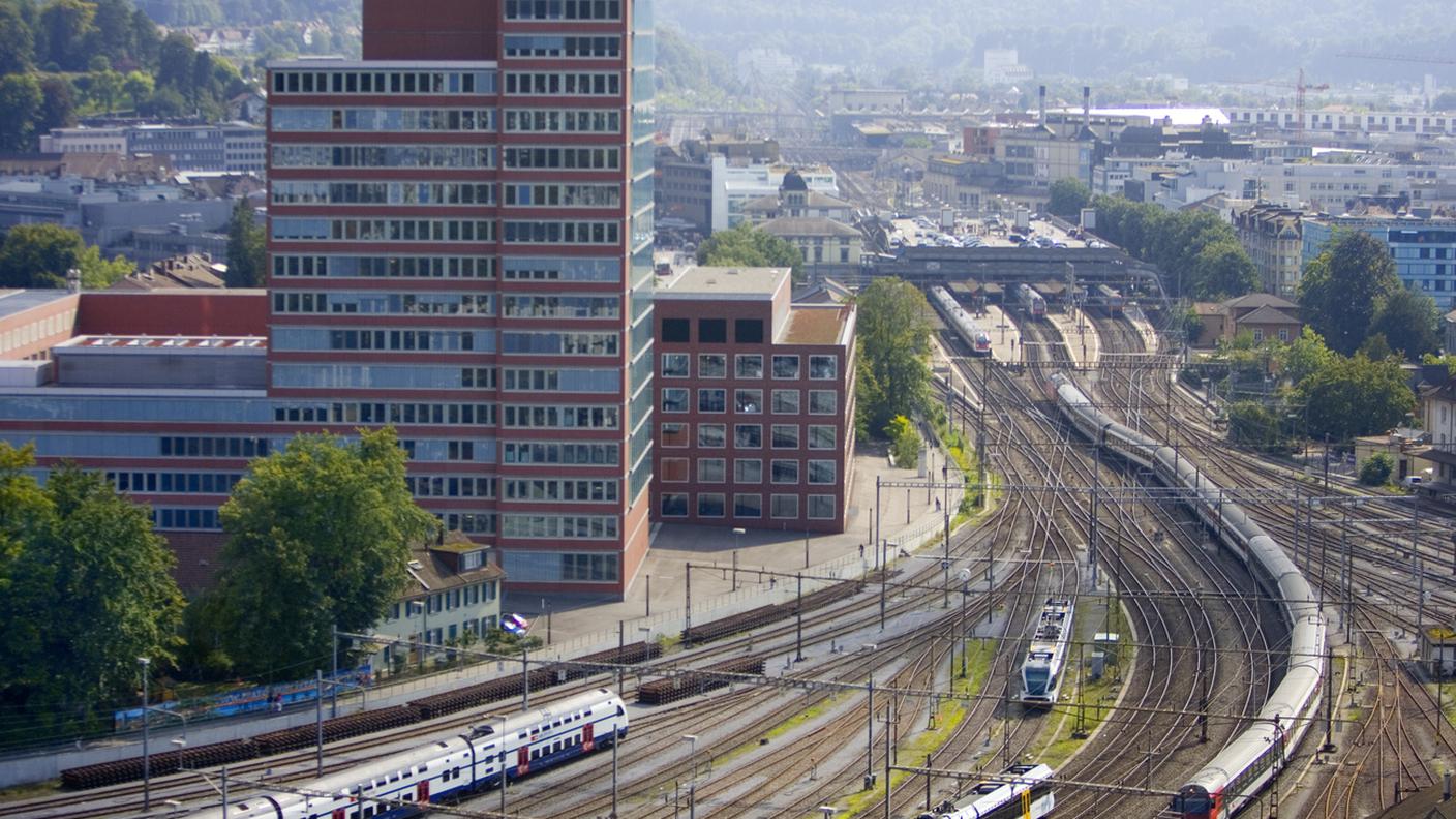 La stazione di Winterthur sovrastata dal parcheggio