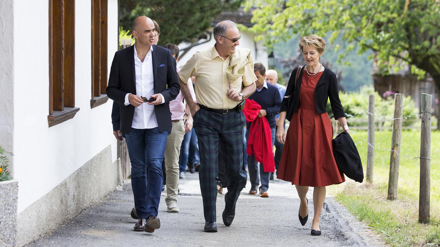 Berset, Parmelin e Sommaruga, in giro a passeggio