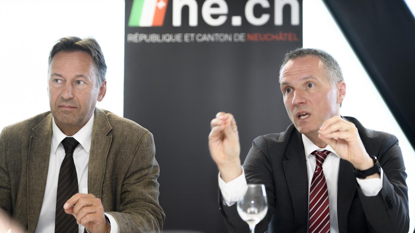Il consiglieri di stato neocatellani Laurent Kurth (a destra) e Alain Ribaux (a sinistra)