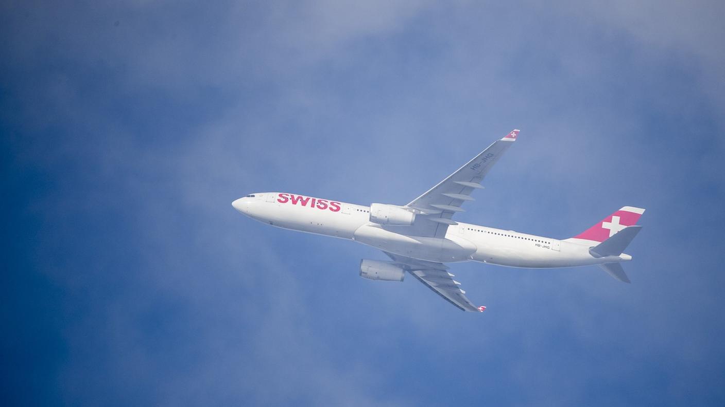 L'Airbus A 320 è atterrato in tutta sicurezza a Nizza