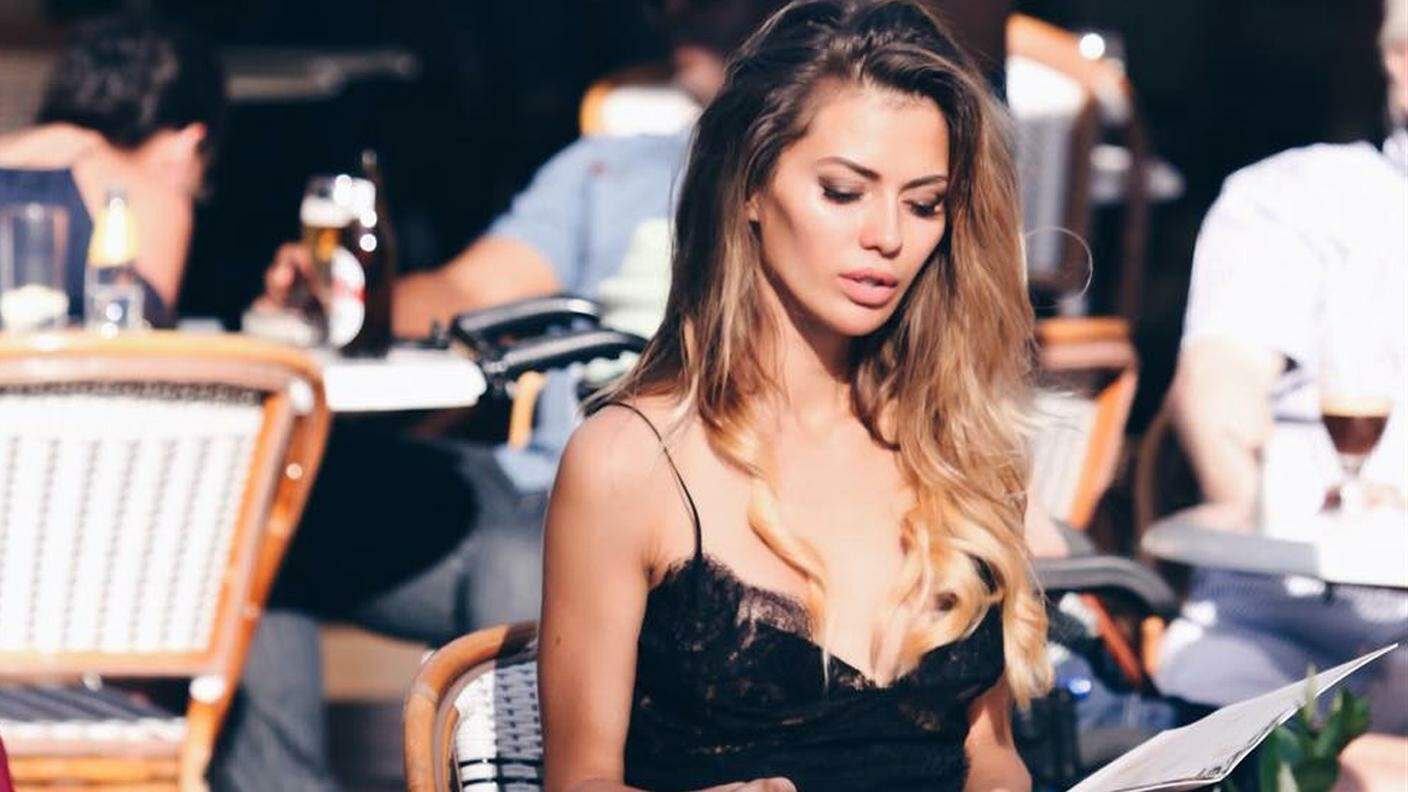 La modella russa Victoria Bonya fu scambiata per una spia negli USA