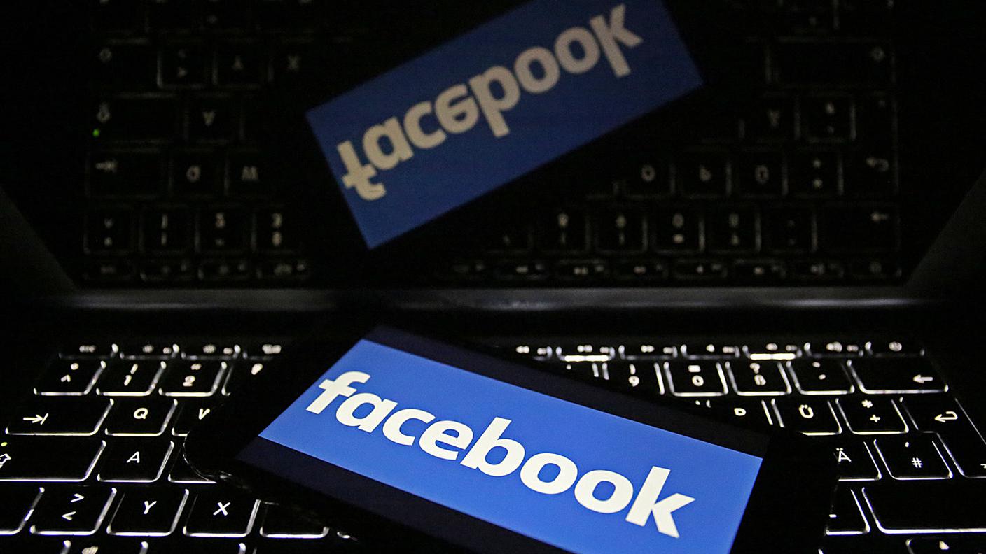 Non è lecita la condivisione, attraverso reti social come Facebook, di opere protette da diritto d'autore