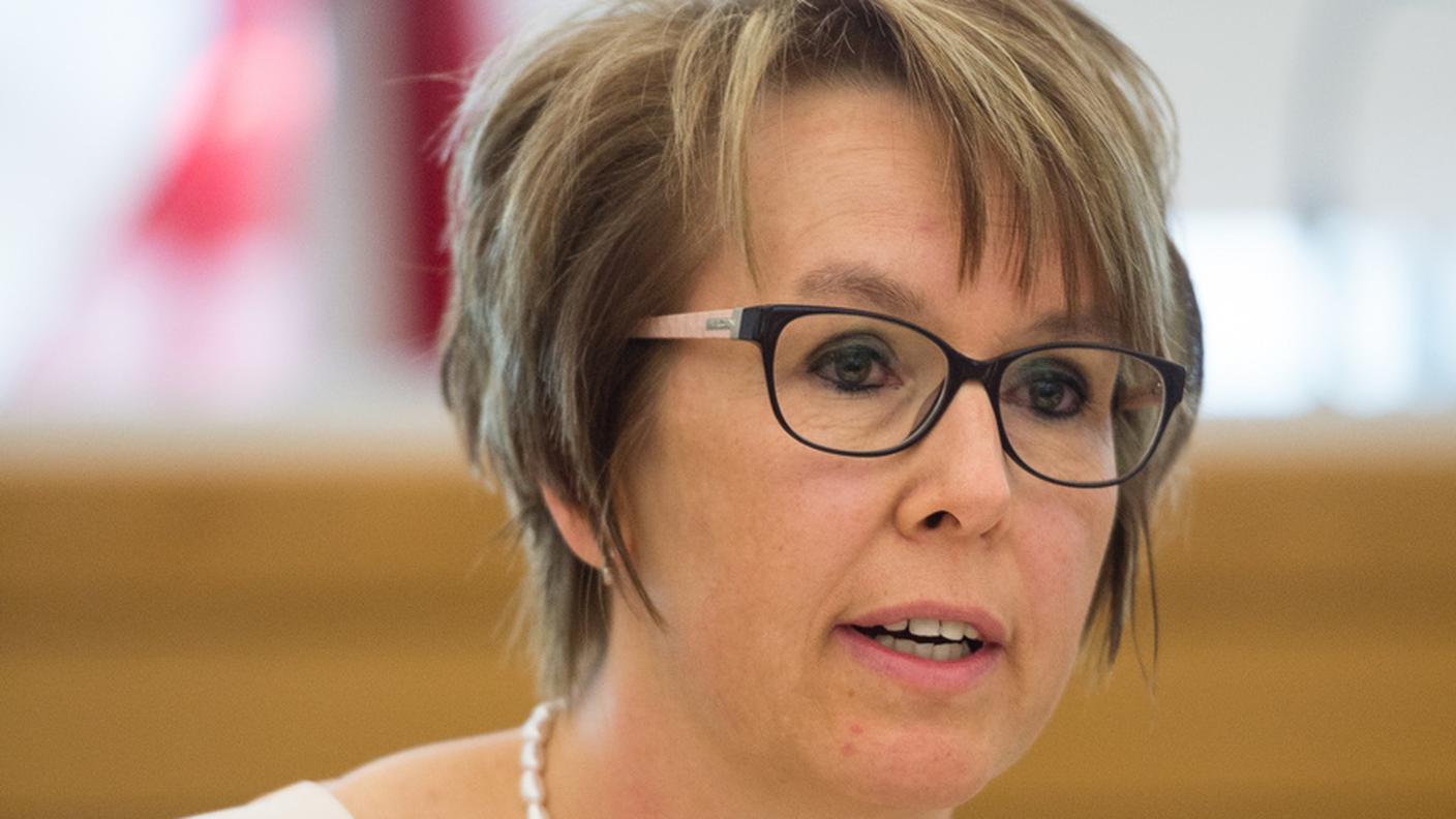 Nathalie Bartholout, la ministra responsabile del Dipartimento dell'interno nel Giura