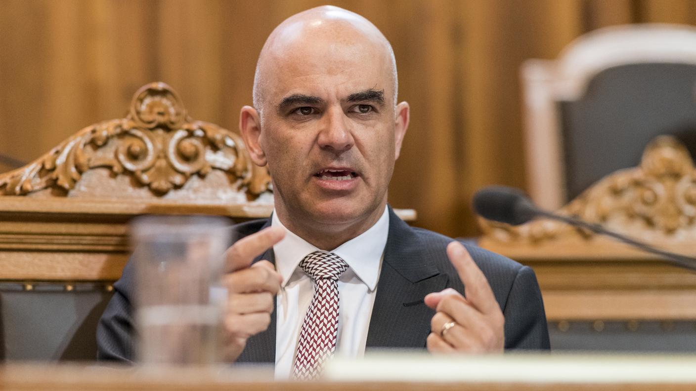 Il consigliere federale ha convinto i "senatori"