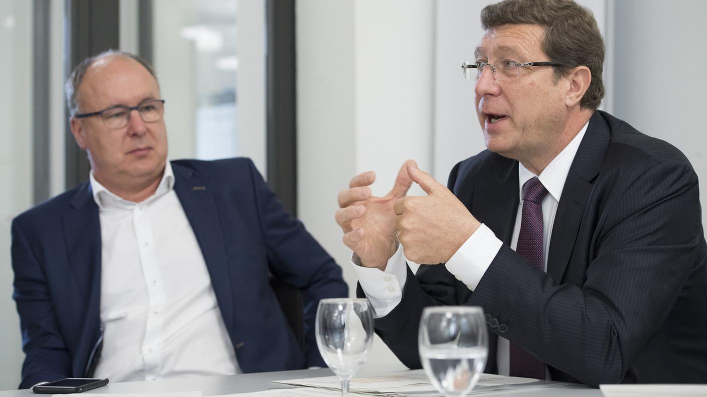 Pierre-Yves Maillard e Mauro Poggia, fra i promotori della raccolta di firme