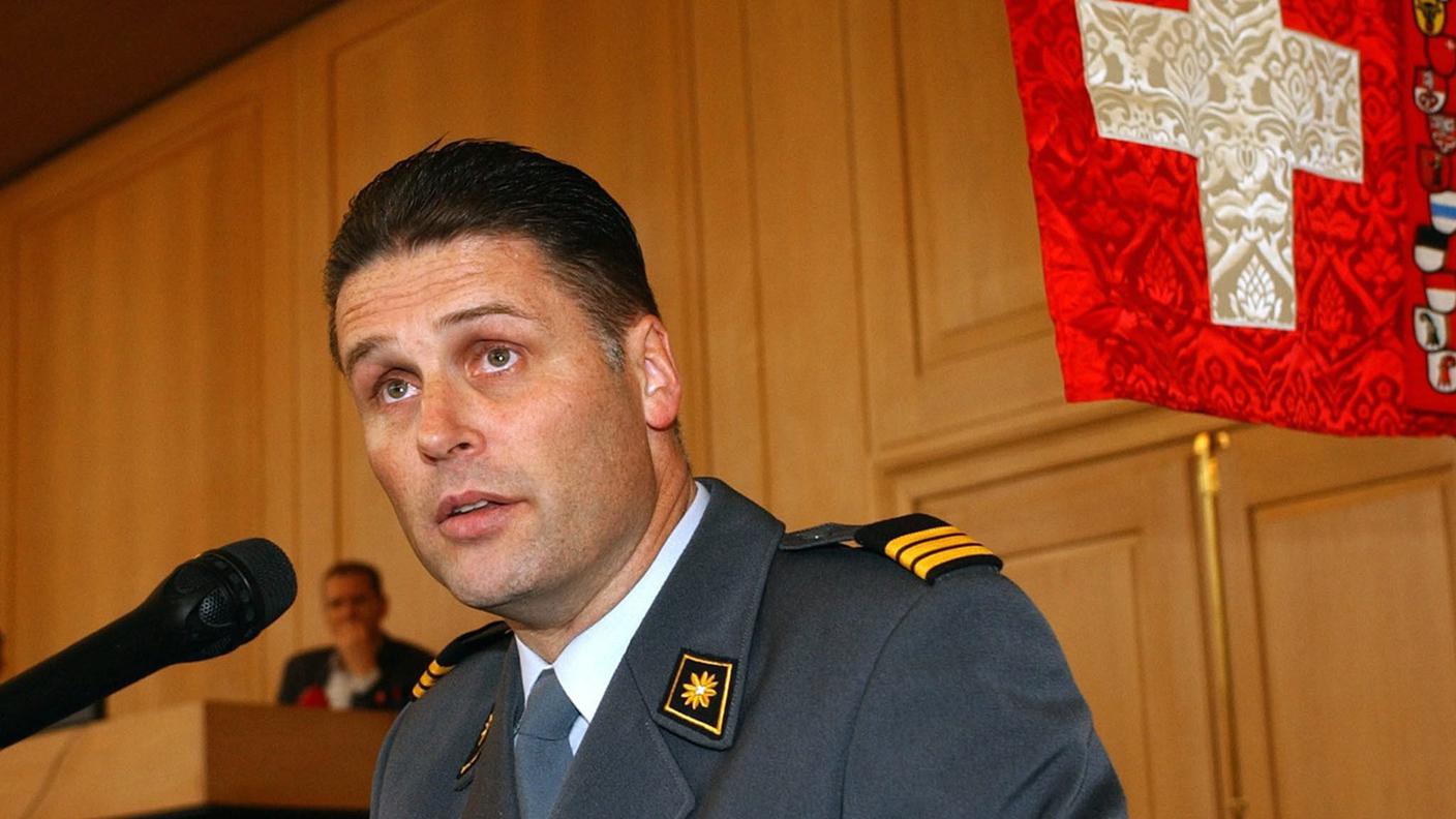 Michele Moor a capo degli ufficiali svizzeri