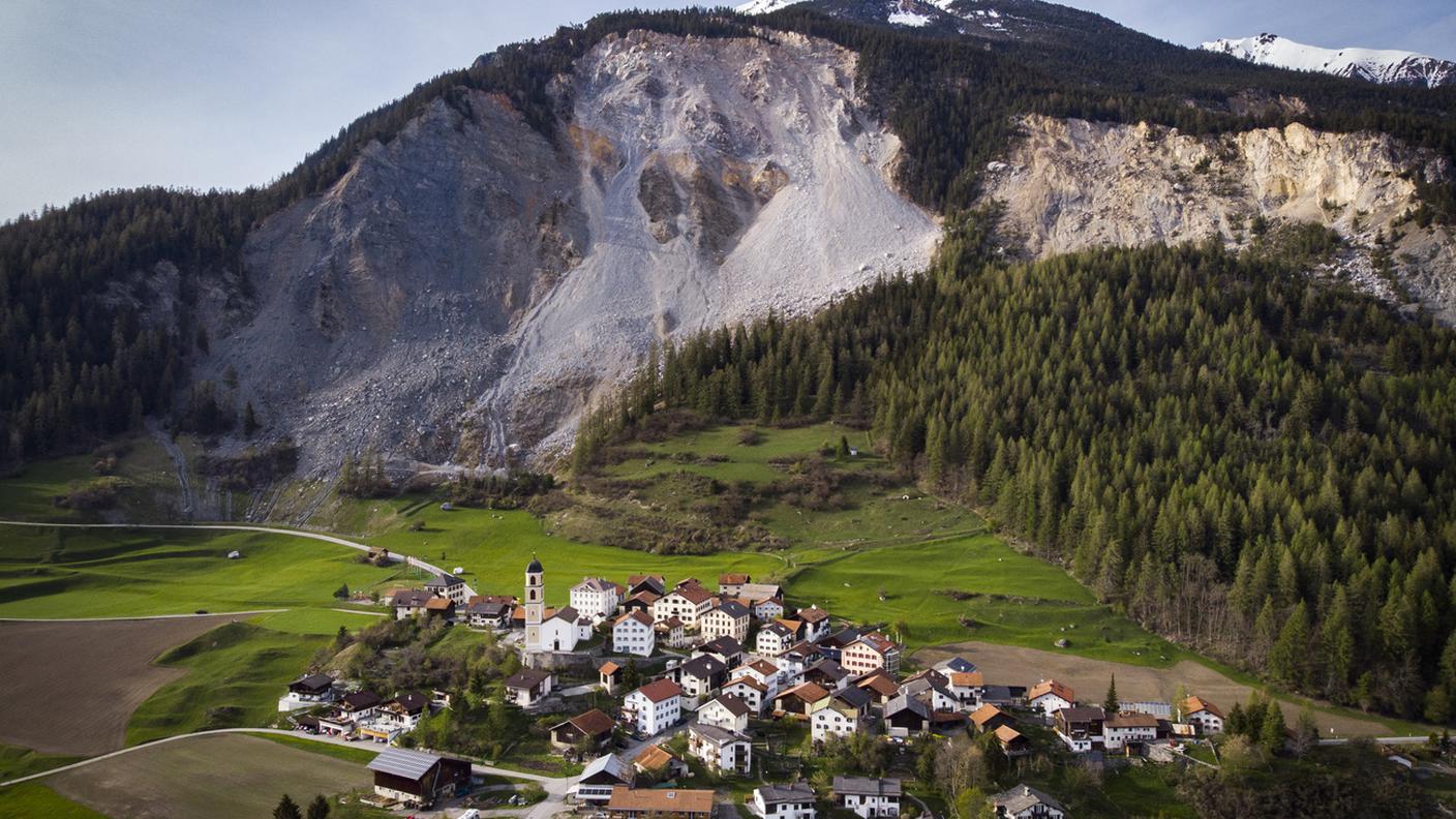 Una ripresa dall'alto della località retica