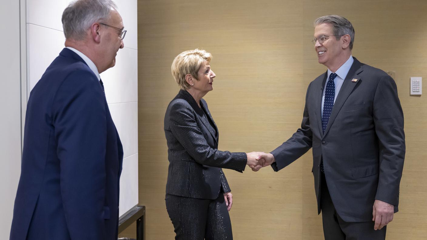 Beesent, Keller-Sutter e Parmelin