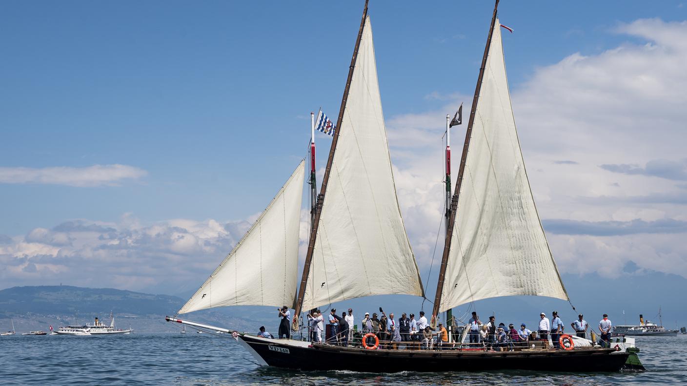"La Vaudoise", tra le poche barche a vela latina rimaste sul Lemano.jpg