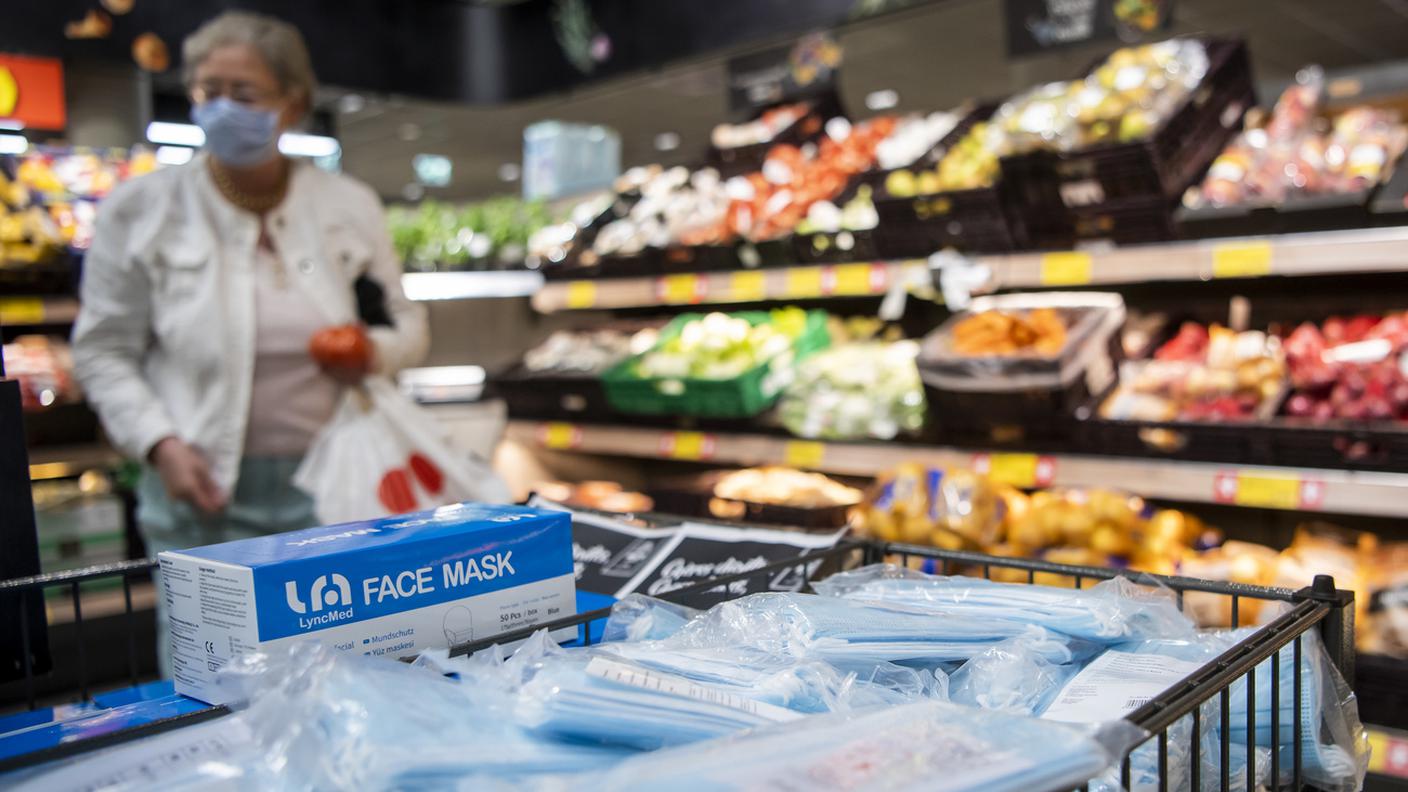 La mascherina nei negozi era già d'obbligo nei cantoni Giura, Vaud, Ginevra e Neuchâtel