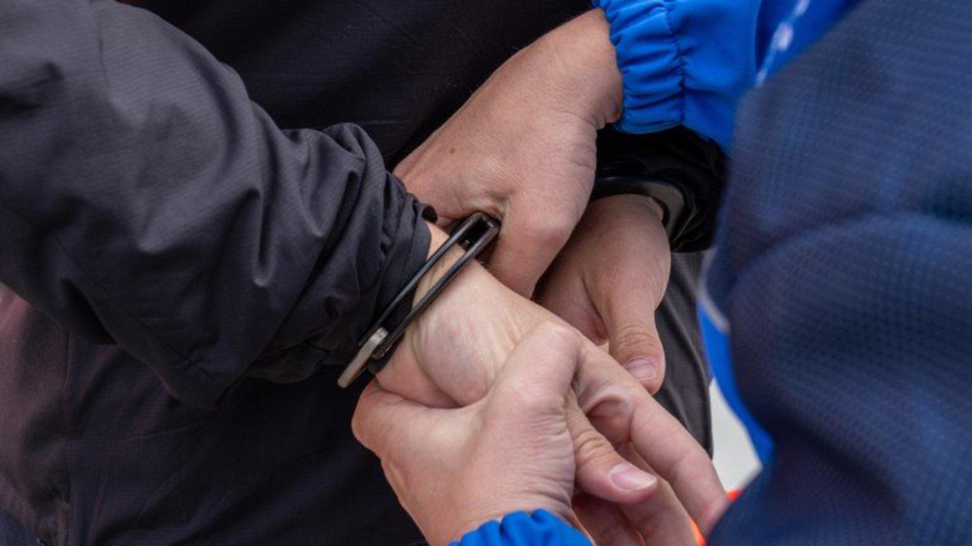 Police-cantonale-image-dillustration-3-768x432.jpg