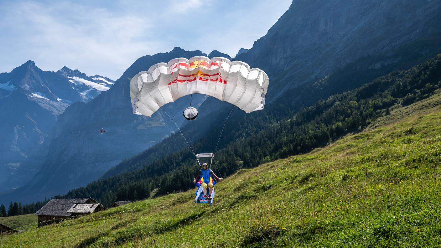 L'atterraggio ad Alpiglen
