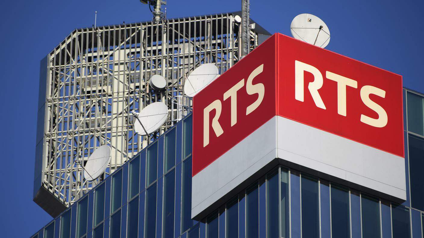 La torre televisiva, sede della RTS a Ginevra