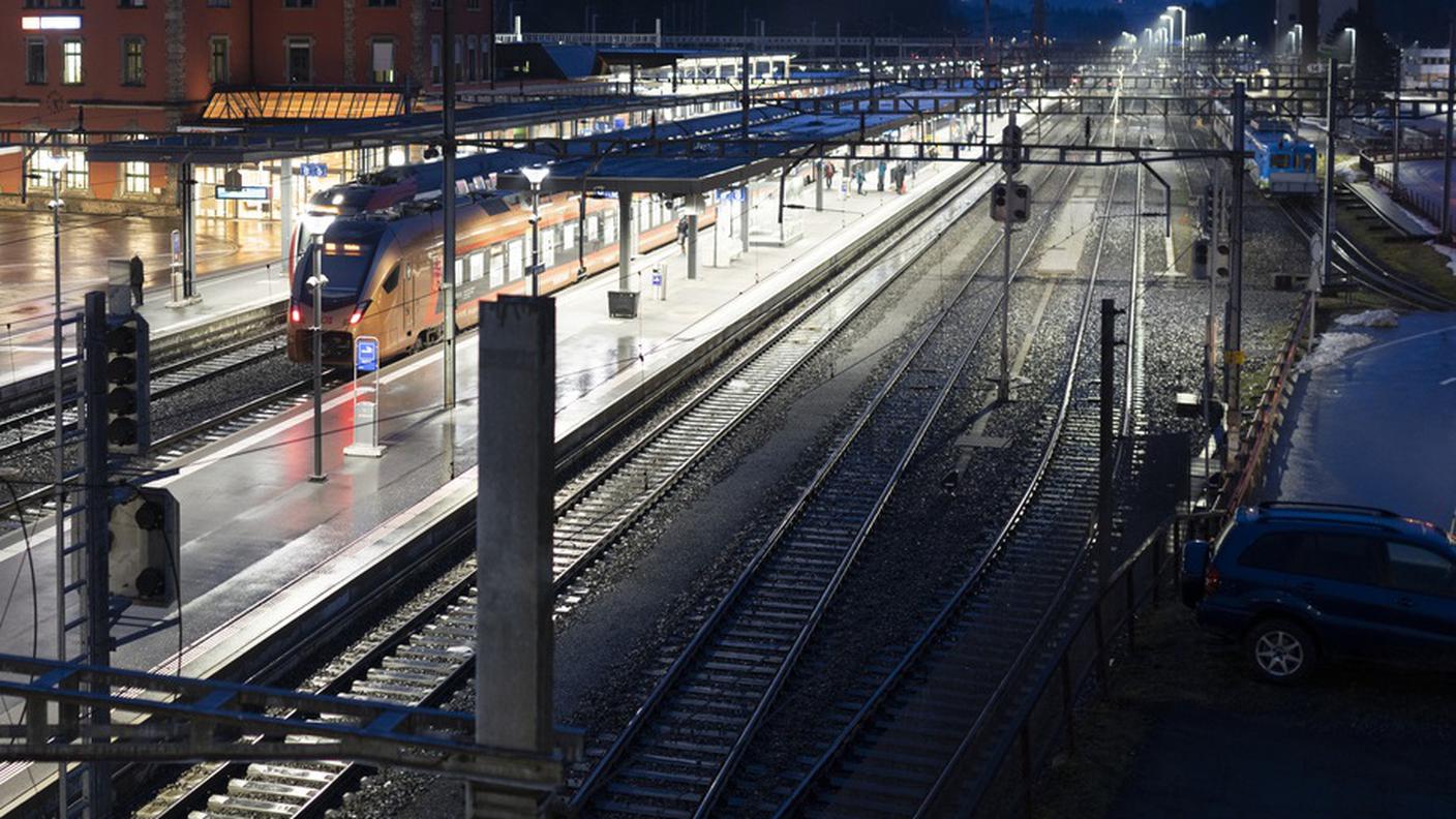 Con i test che dureranno per tutto l'anno prossimo, le FFS intendono da un lato valutare la domanda di collegamenti notturni e dall'altro stabilire su quali tratte questi treni dovrebbero circolare