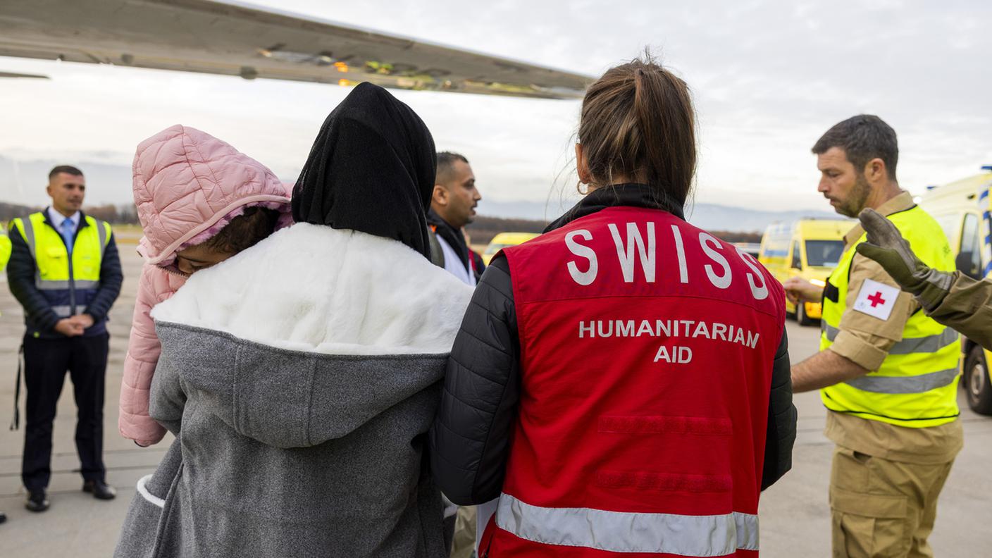 Sono arrivati in 13 con le loro famiglie