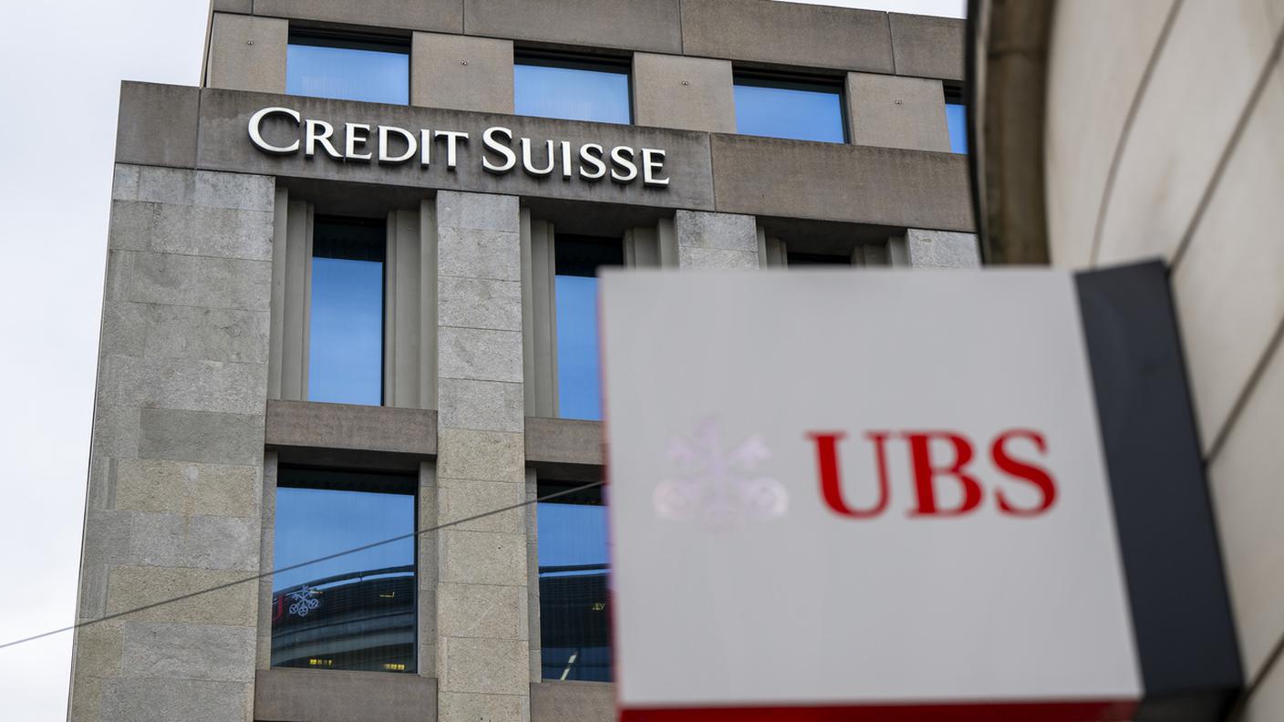 Le carenze imputate a Credit Suisse ricadono su UBS, che ha rilevato l'ex rivale